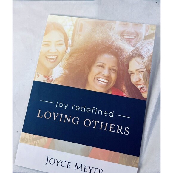 Joyce Meyer 3 Book Set Lisa Osteen 7 CD Set Ultimate Motivation & Uplifting - Picture 11 of 12